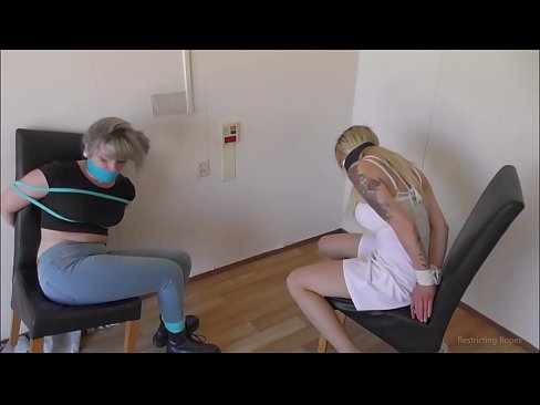 ❤️ Verslaaf / vasgebind en gesnoer / meisie in nood Mooi pornografie by ons af.91sexy.top ❤