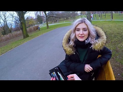 ❤️ Sluk 'n vreemdeling se warm kom vir geld - blowjob in the park deur Eva Elfie Mooi pornografie by ons af.91sexy.top ❤